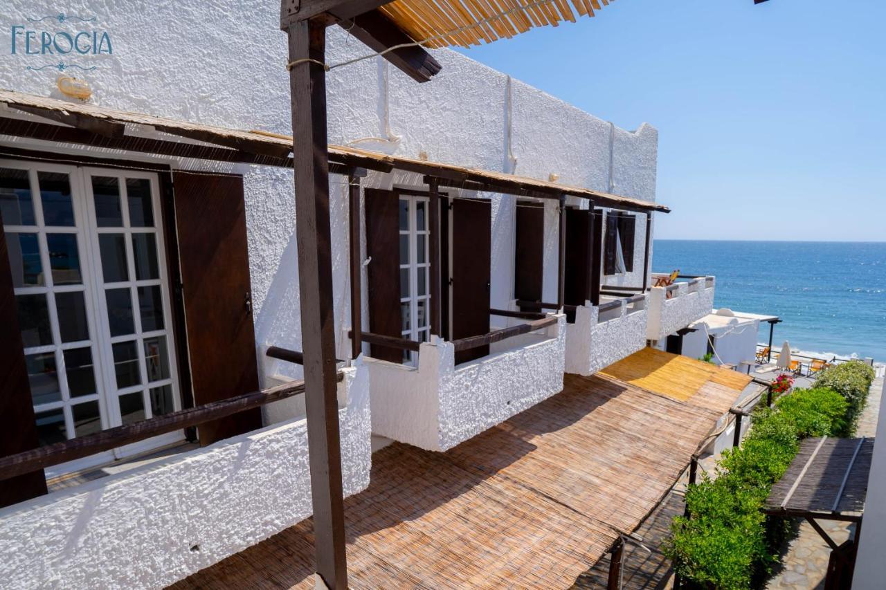 Ferogia Hotel Skyros Bagian luar foto