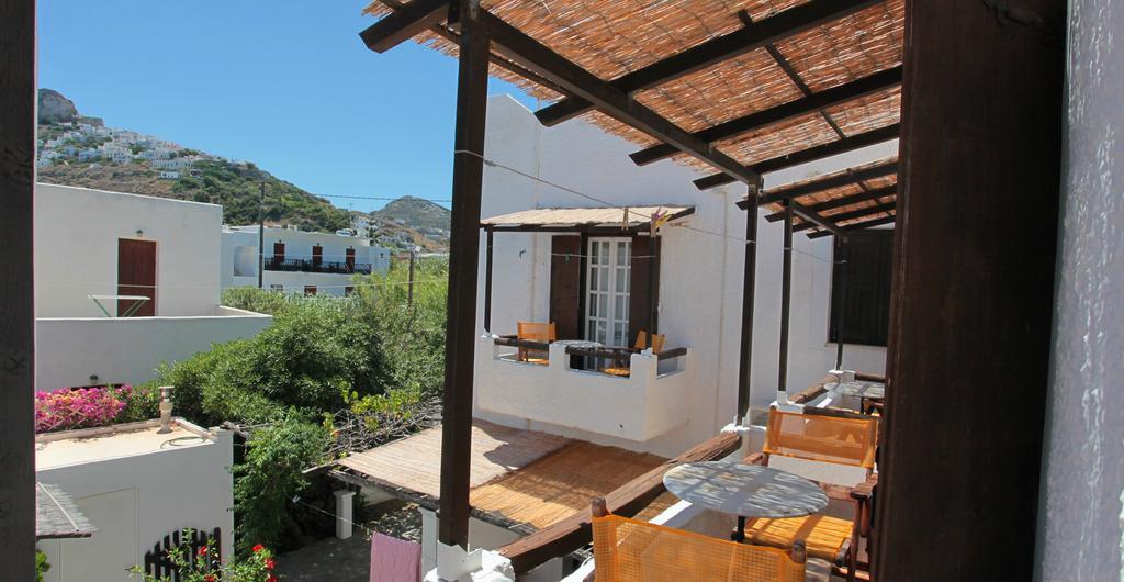 Ferogia Hotel Skyros Bagian luar foto