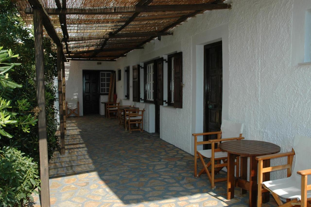 Ferogia Hotel Skyros Bagian luar foto