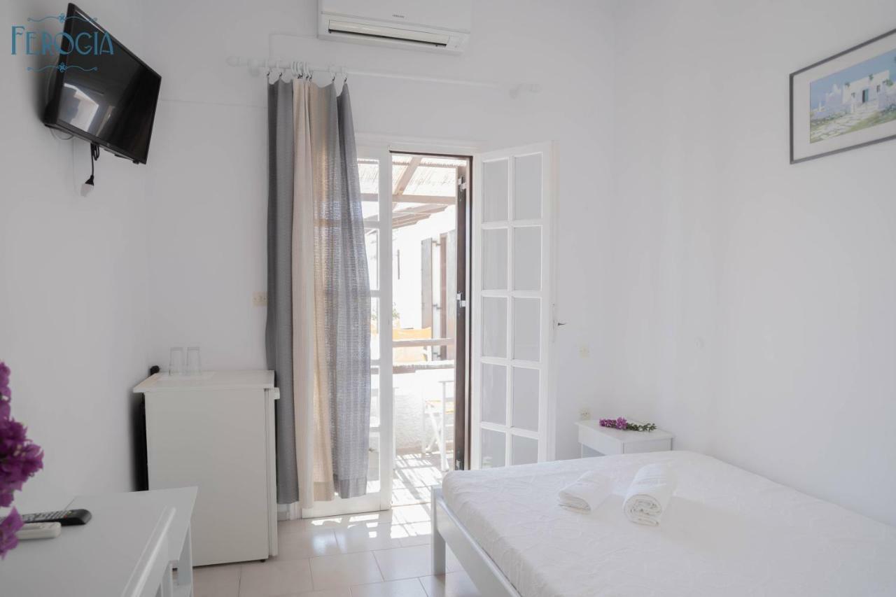 Ferogia Hotel Skyros Bagian luar foto