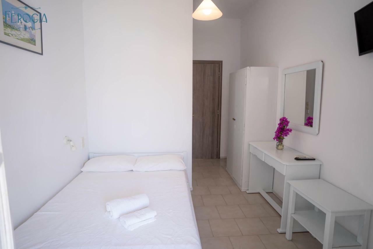Ferogia Hotel Skyros Bagian luar foto