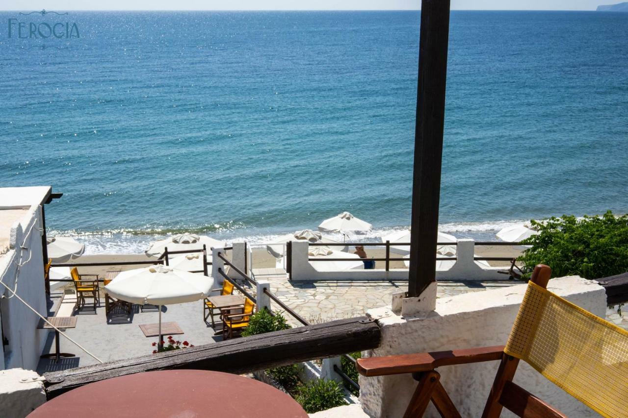 Ferogia Hotel Skyros Bagian luar foto