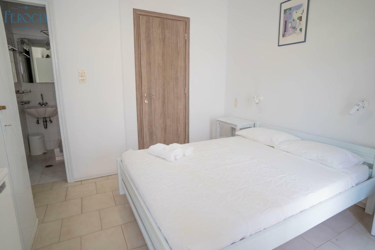 Ferogia Hotel Skyros Bagian luar foto