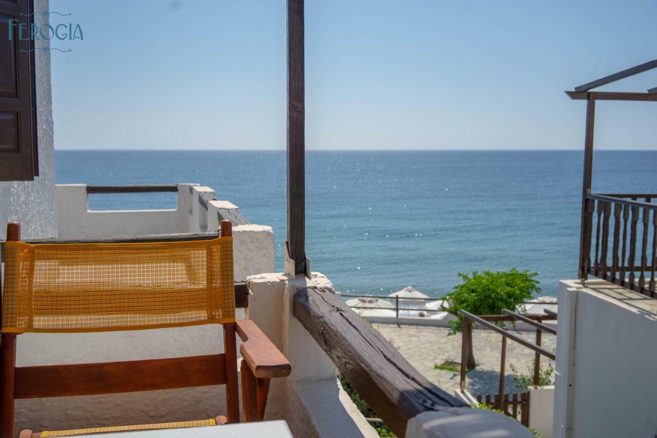 Ferogia Hotel Skyros Bagian luar foto