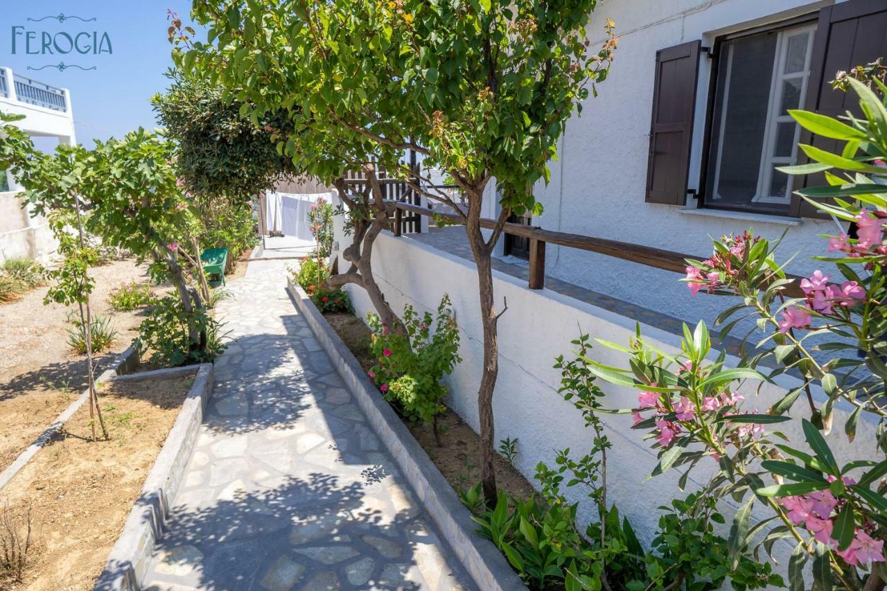 Ferogia Hotel Skyros Bagian luar foto