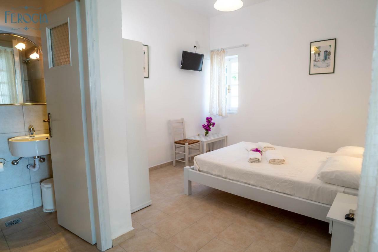 Ferogia Hotel Skyros Bagian luar foto
